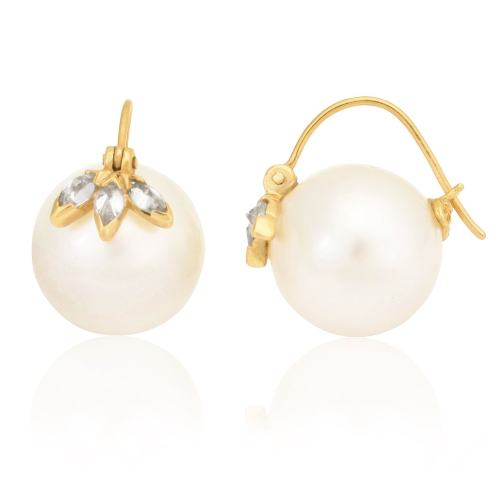 Australian pearl earrings
