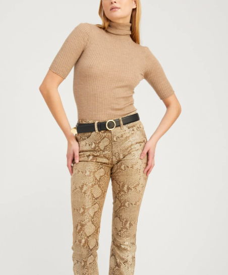 CAMEL CASHMERE TURTLENECK