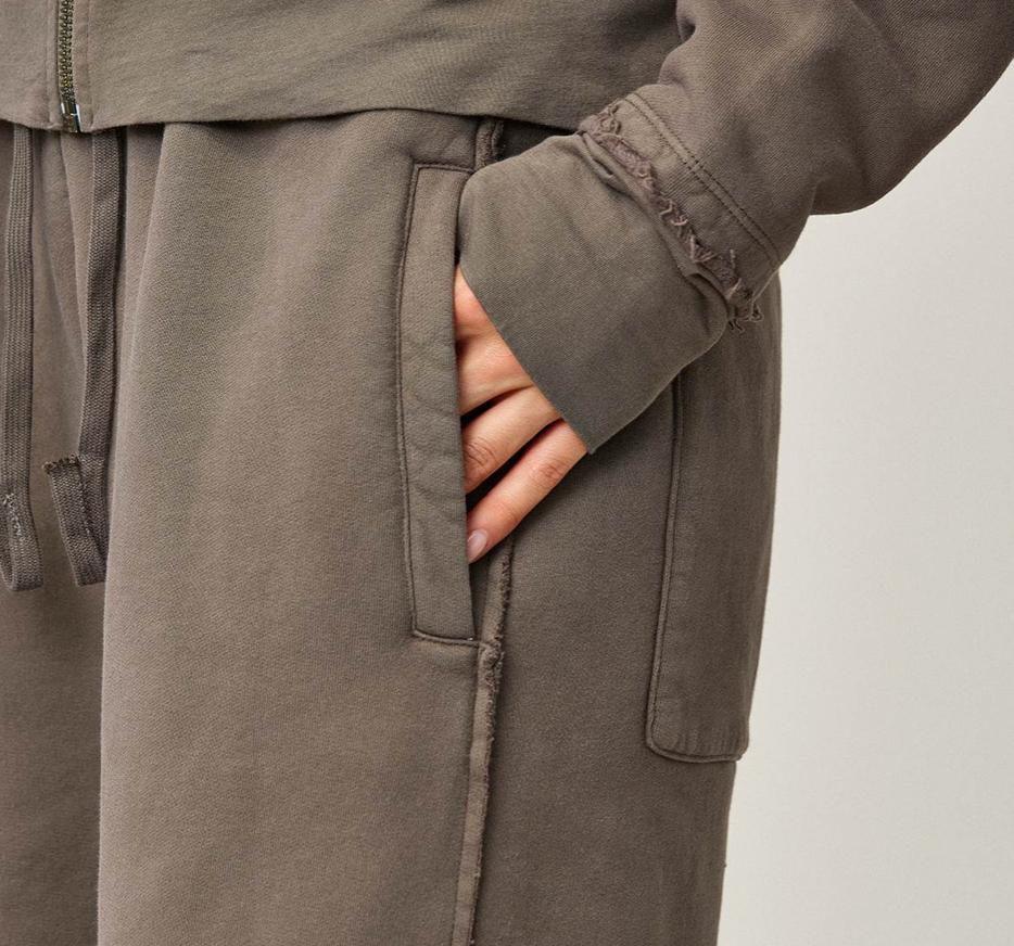 LUXURY SWEAT PANTS