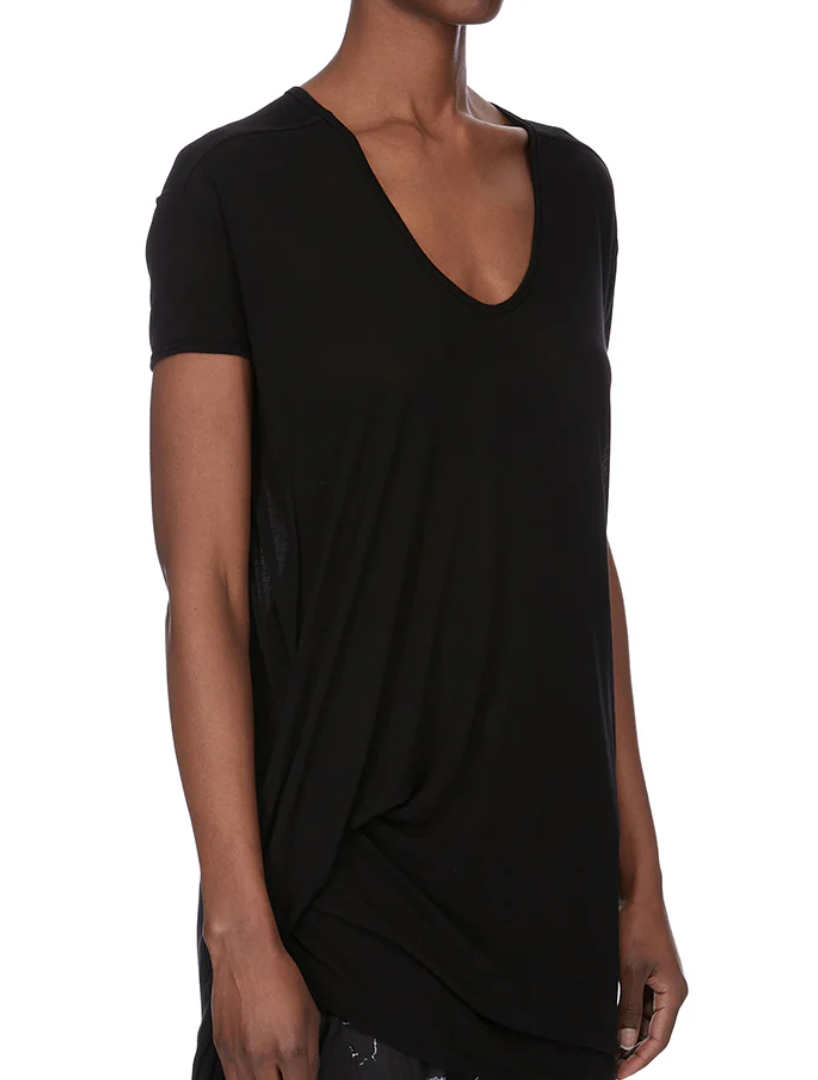 NAKED TEE