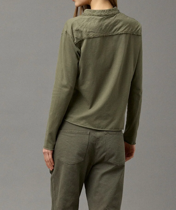 WASHED JERSEY POCKET BLOUSE